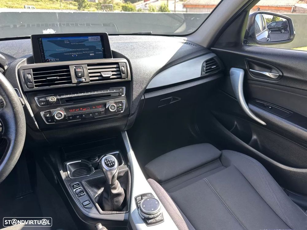 BMW 125 d Sport Line — fotografia 32
