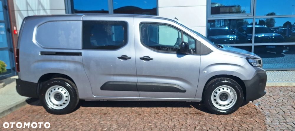 Peugeot Partner Furgon 5-miejscowy BlueHDi 130 KM S&S EAT8 Wiele możliwości - 4