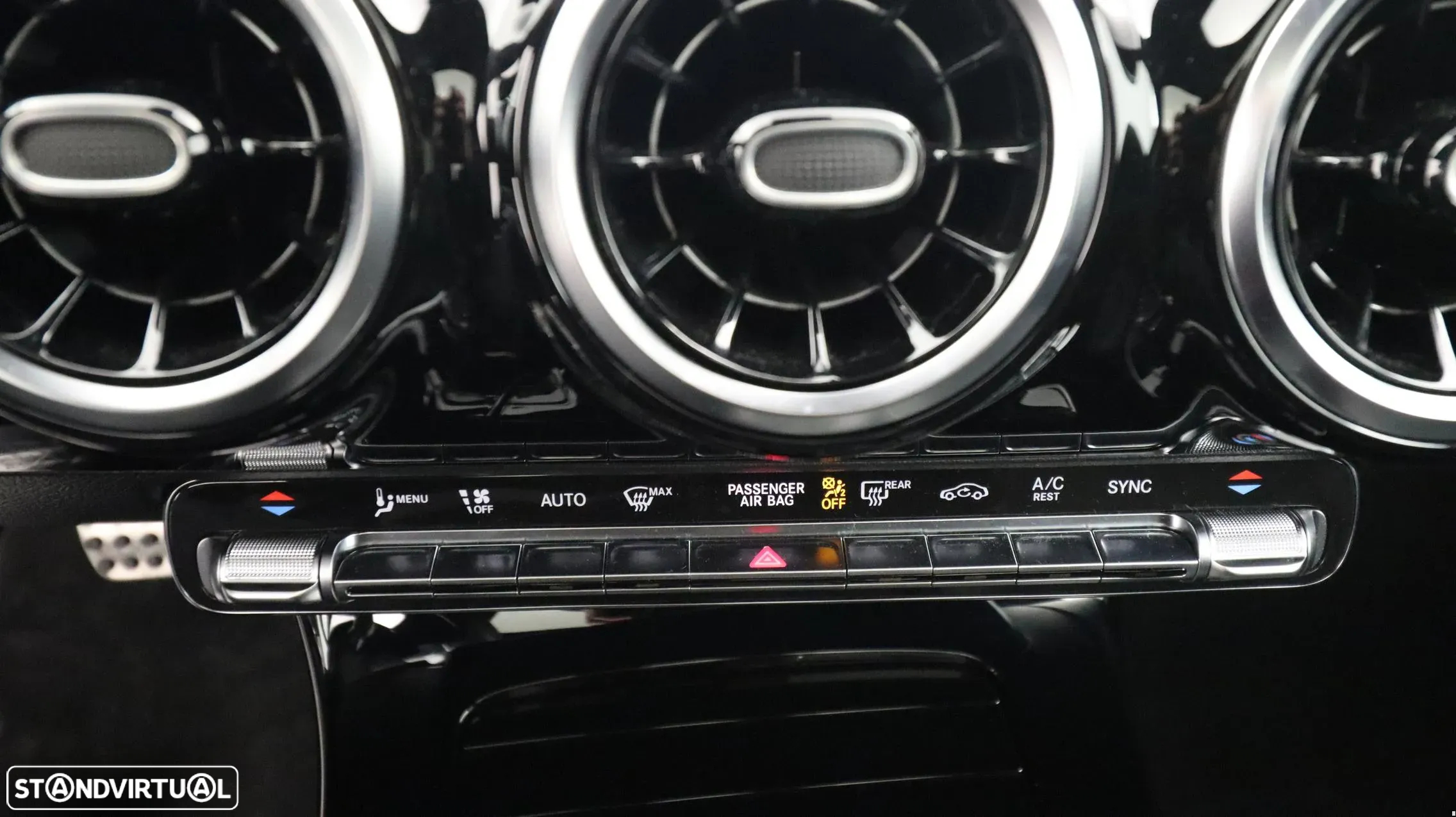 Mercedes-Benz CLA 180 d AMG Line Aut. - 17