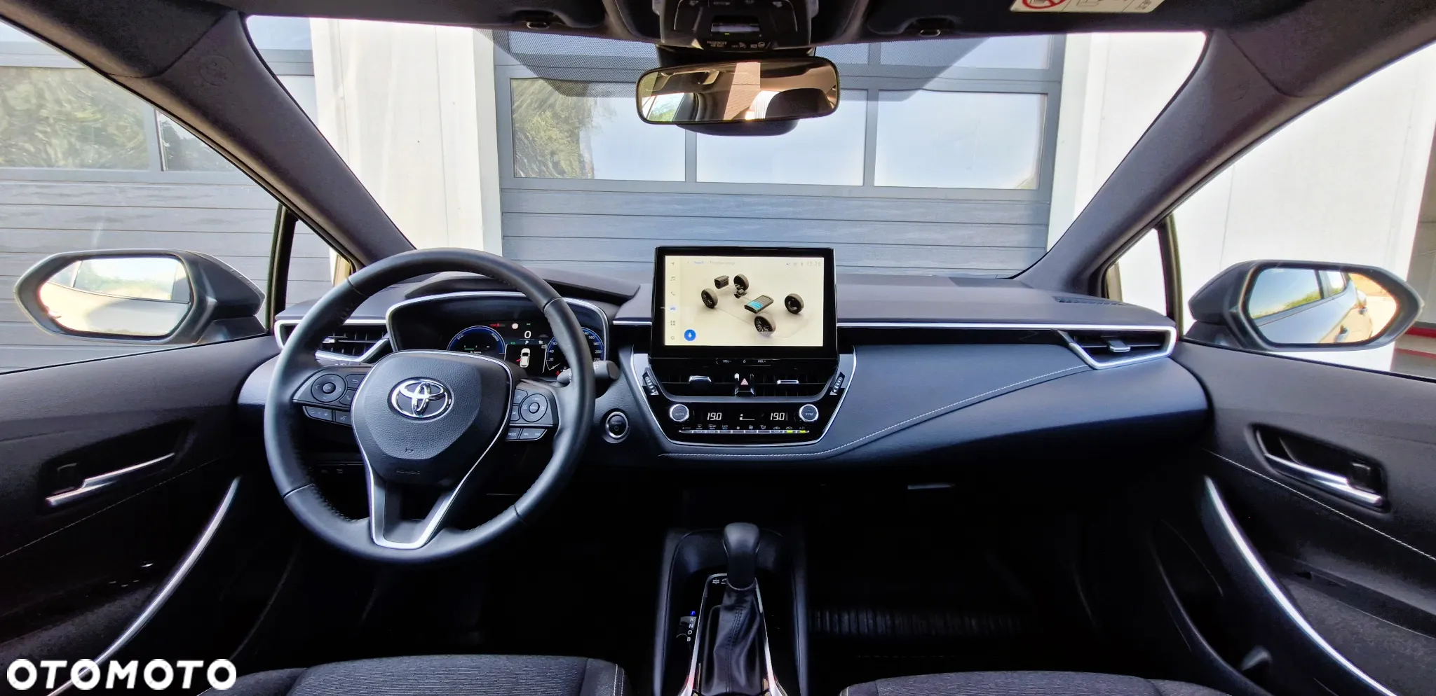 Toyota Corolla 1.8 Hybrid Comfort - 14