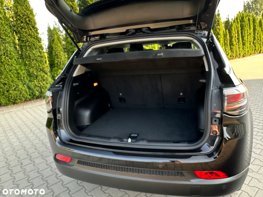 Jeep Compass - 17