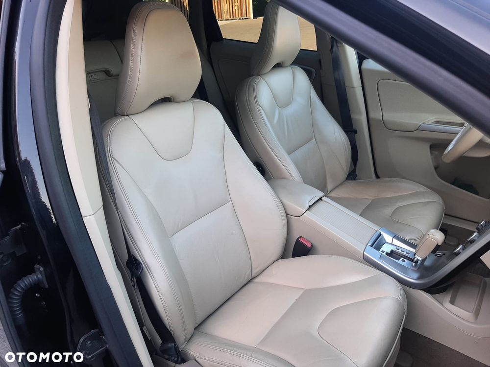 Volvo XC 60 T6 AWD Summum - 17