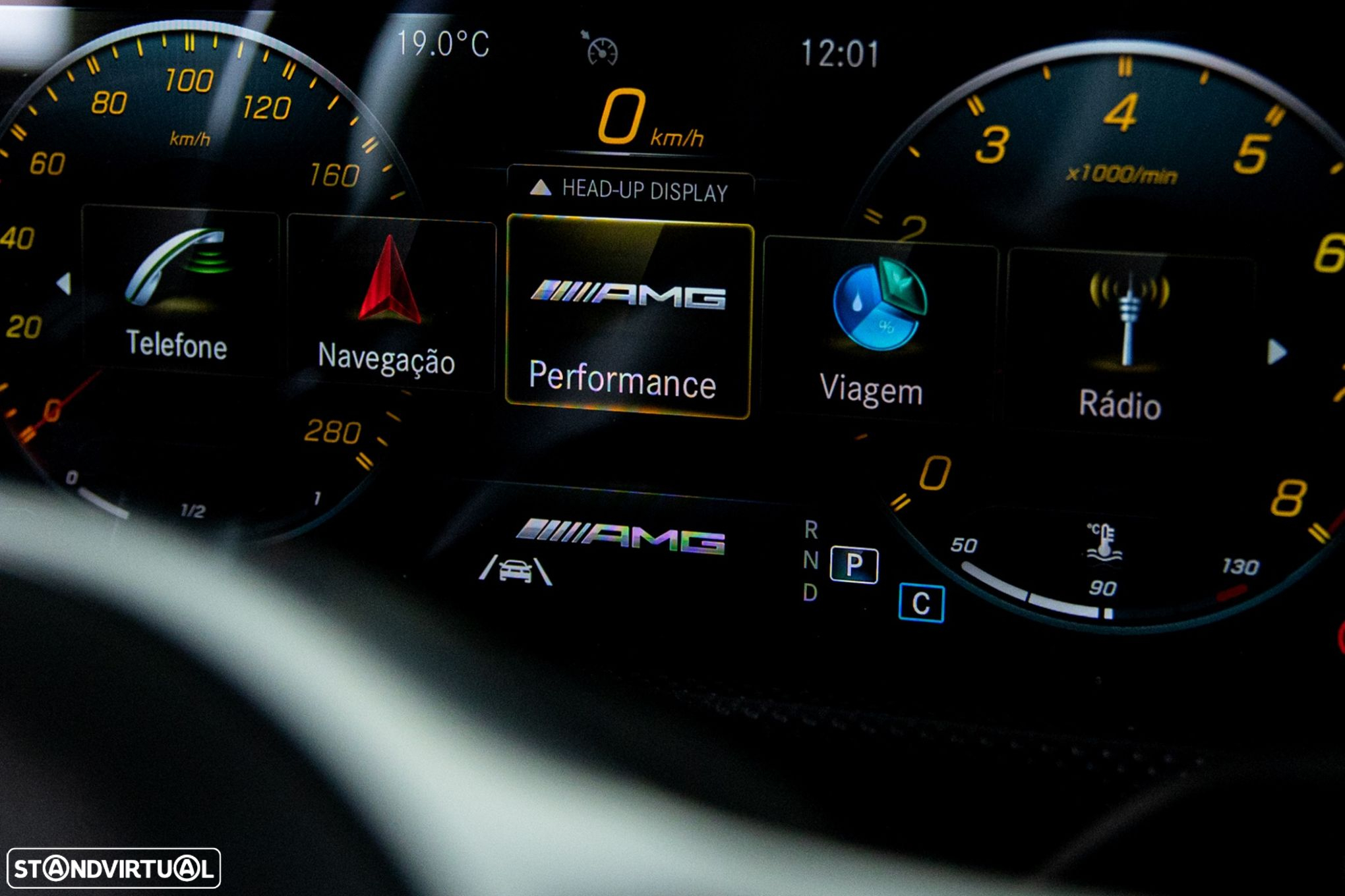 Mercedes-Benz CLA 35 AMG Shooting Brake 4Matic - 21