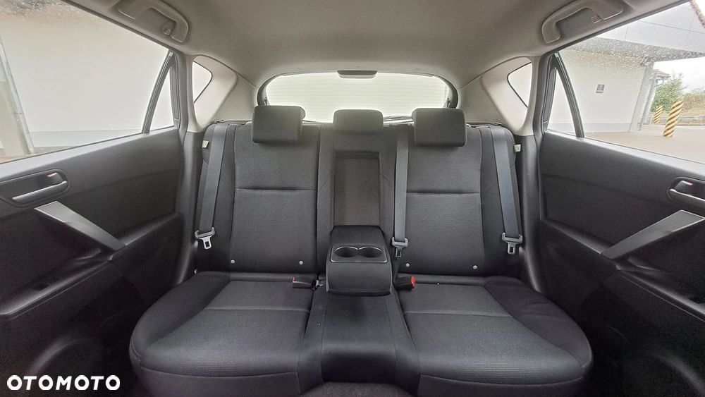 Mazda 3 1.6 Exclusive + - 18