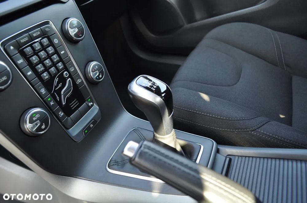 Volvo V40 T3 Drive-E Dynamic Edition - 20