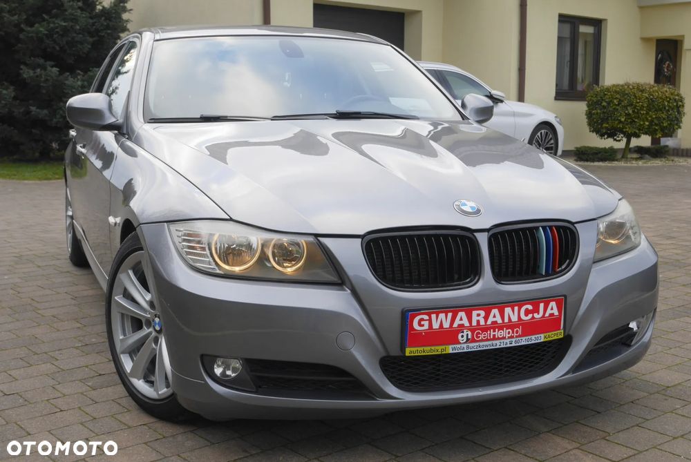 BMW Seria 3 318i - 11