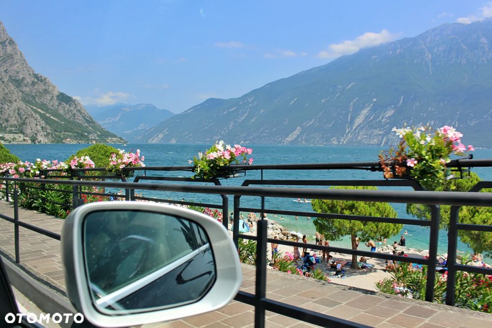 Volvo XC 90 D5 AWD R-Design 7os - 30