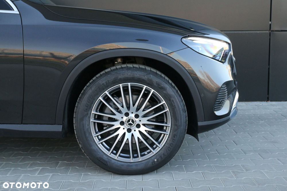 Mercedes-Benz GLC - 9