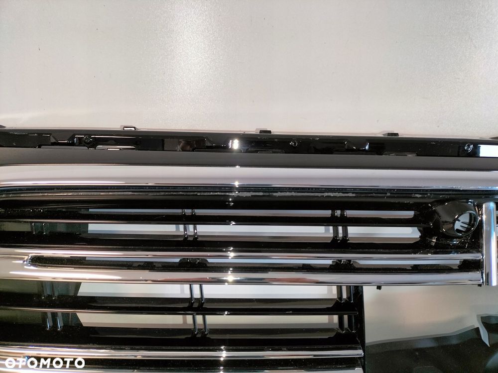 atrapa kratka grill mercedes e klasa w214 22- led - 5