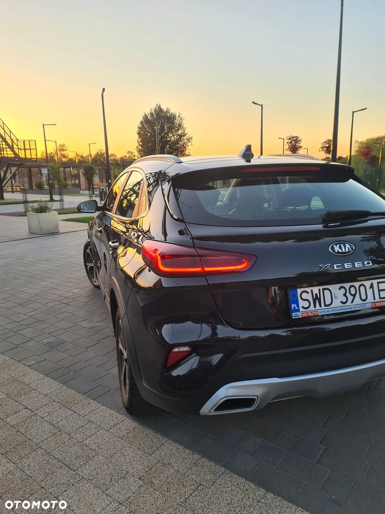 Kia XCeed - 24
