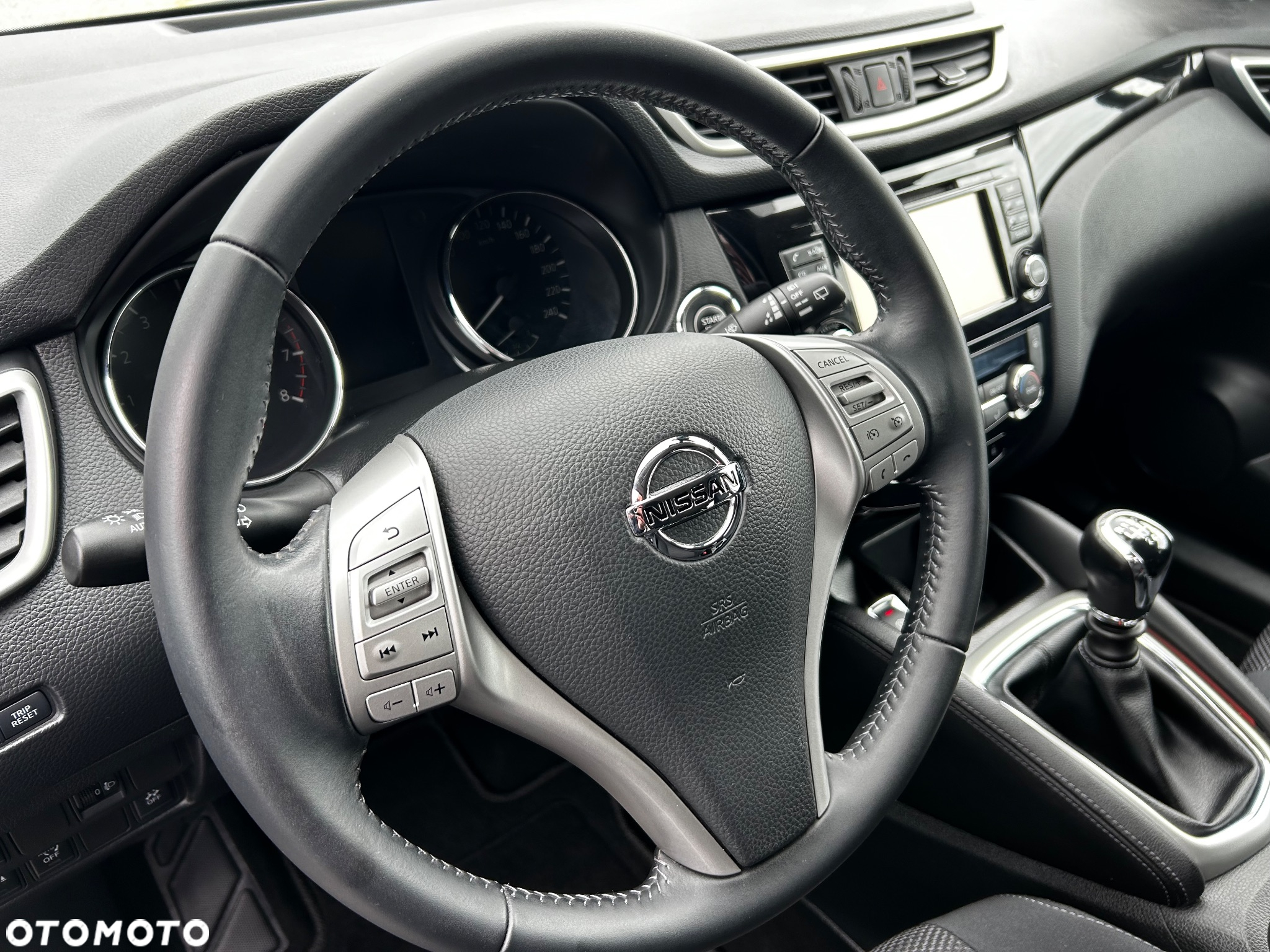 Nissan Qashqai 1.6 DIG-T N-Connecta - 9
