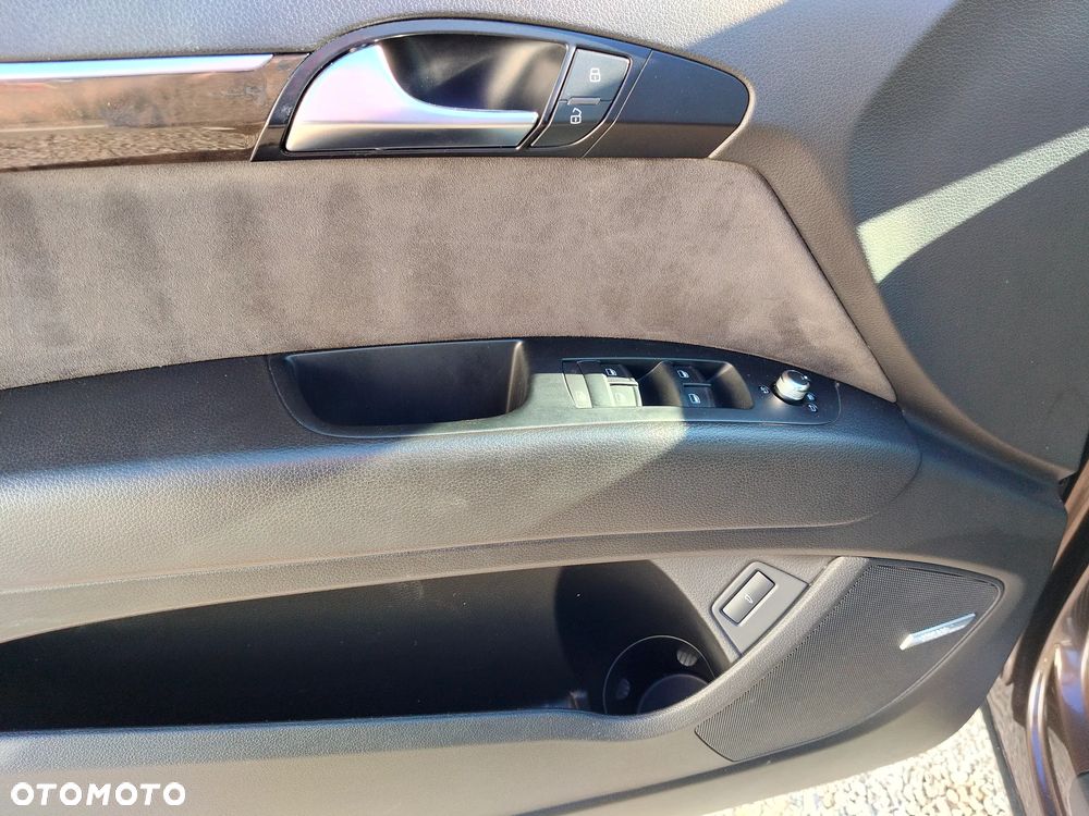 Audi Q7 3.0 TDI DPF Quattro Tiptronic - 17