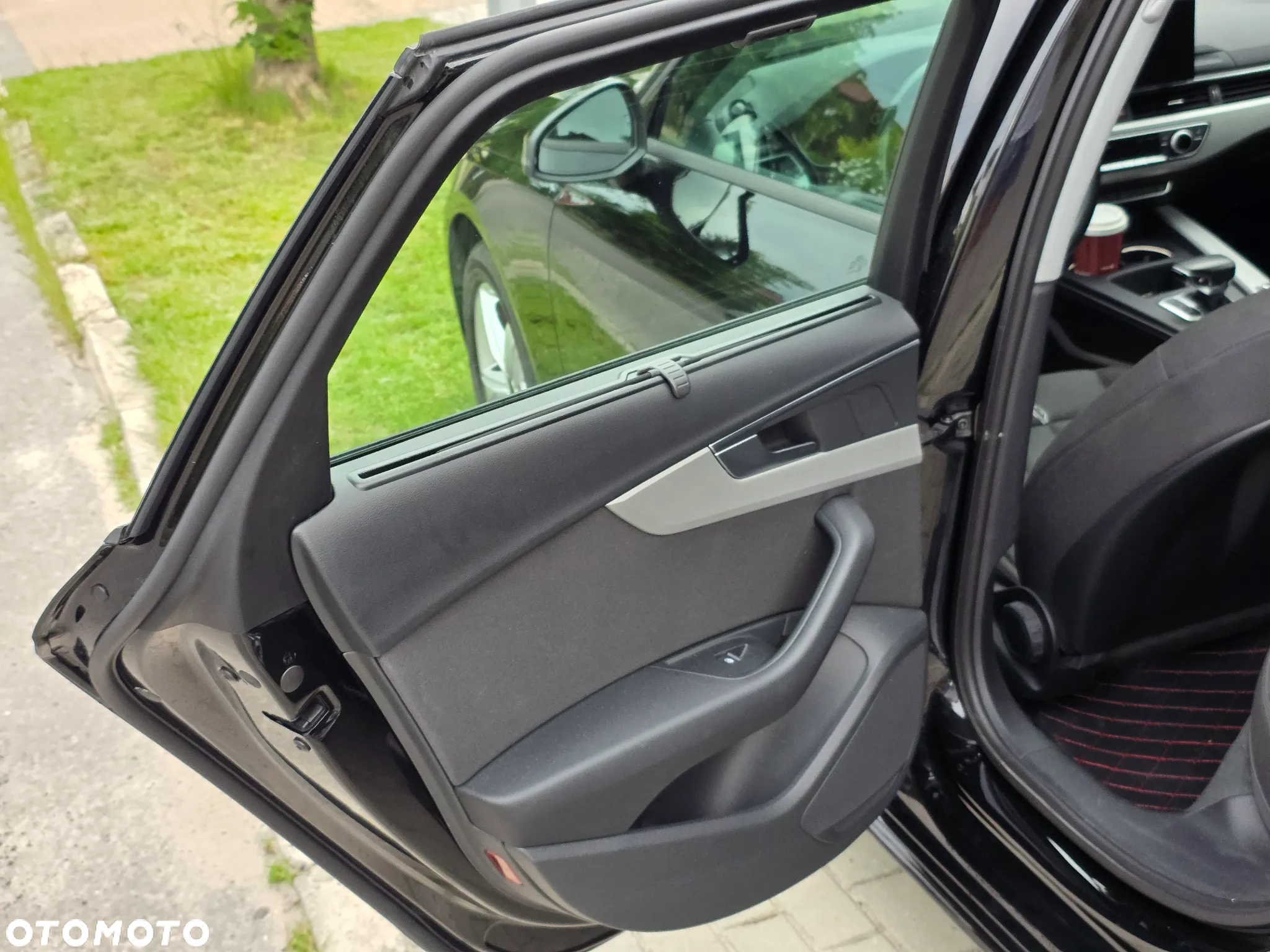 Audi A4 Avant 35 TFSI S tronic design - 31