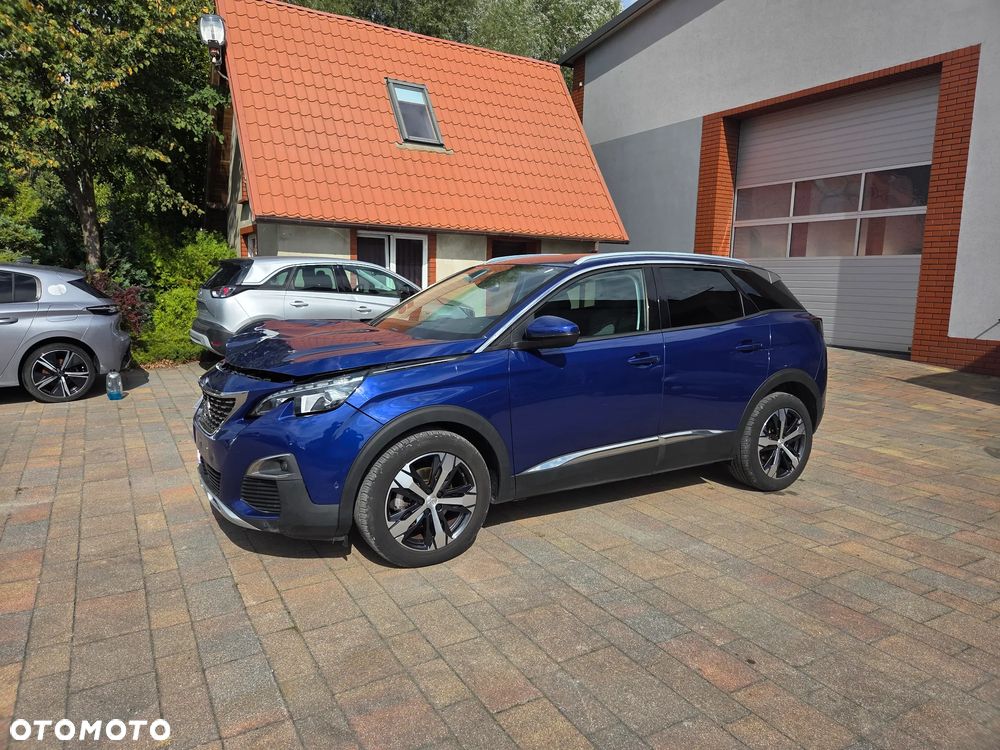 Peugeot 3008 BlueHDi 130 Stop & Start EAT8 Roadtrip - 14