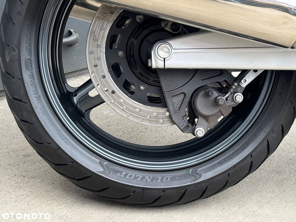 Yamaha FJR - 13