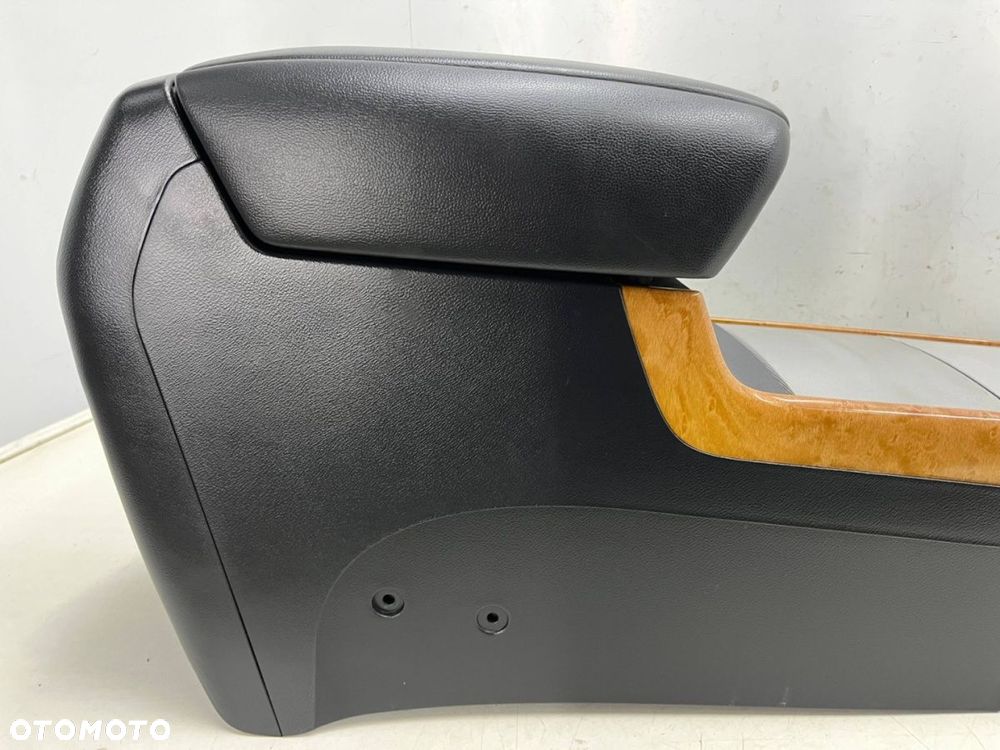 Tunel środkowy Hyundai Grandeur IV 05-11r. podłokietnik uchwyt na kubki - 3