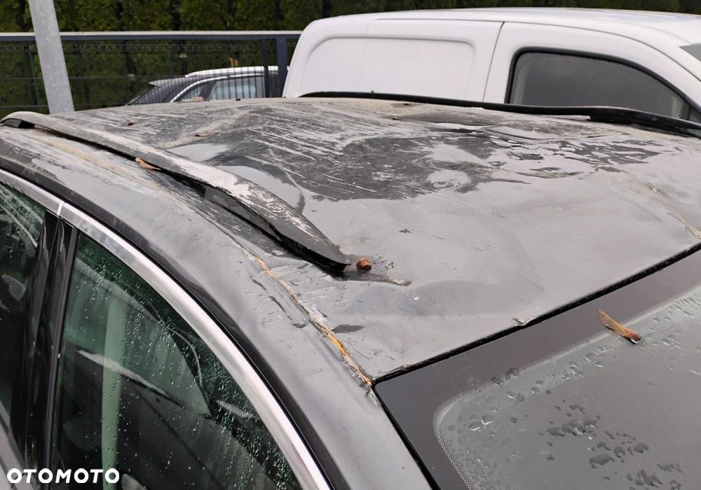 Volkswagen T-Roc - 23