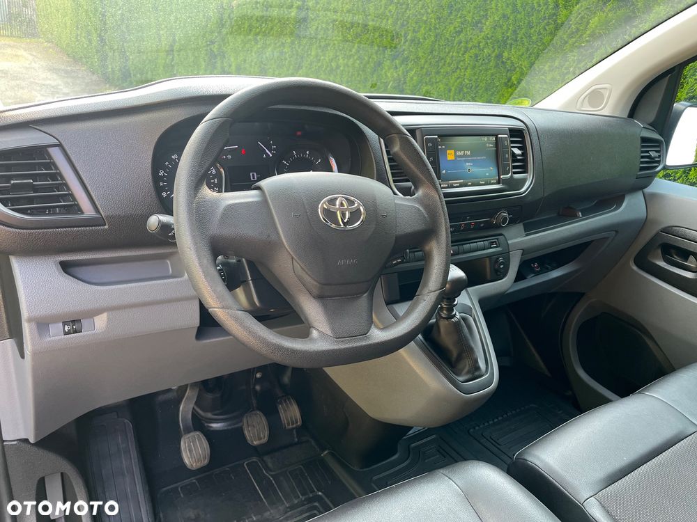 Toyota PROACE - 16