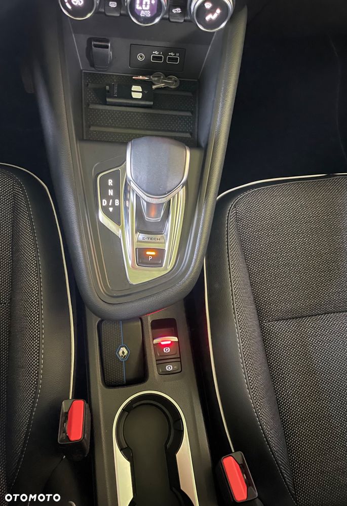 Renault Captur 1.6 E-TECH Full Hybrid 145 Techno - 14