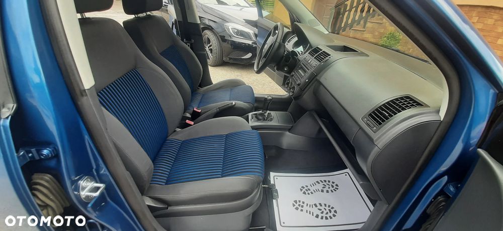 Volkswagen Polo - 33
