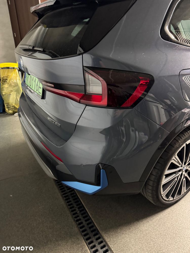 BMW iX1 xDrive30 66.5kWh xLine - 13