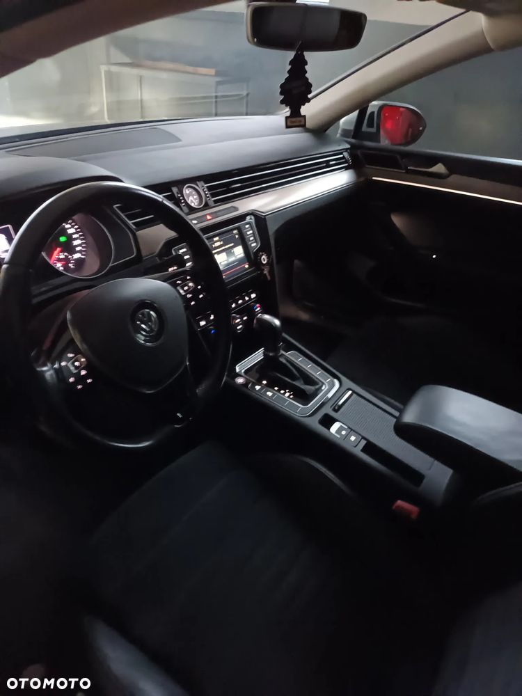Volkswagen Passat 2.0 TDI BMT Comfortline DSG - 21