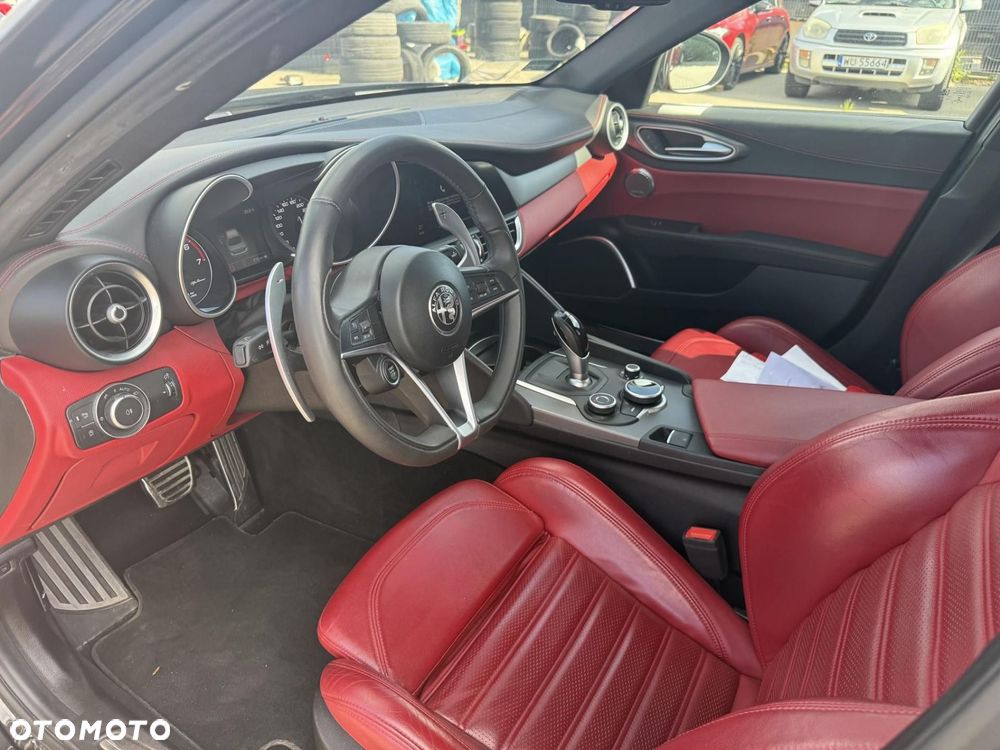 Alfa Romeo Giulia 2.0 Turbo Veloce Q4 - 3