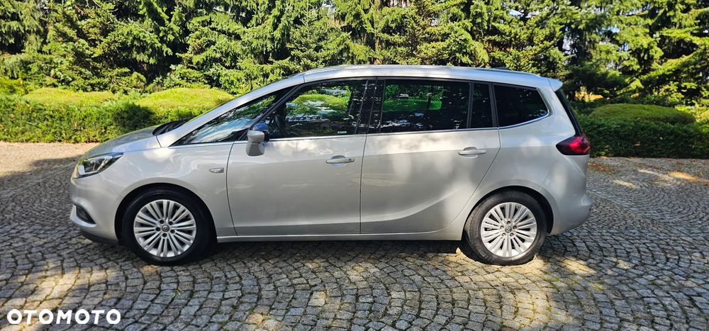 Opel Zafira - 8