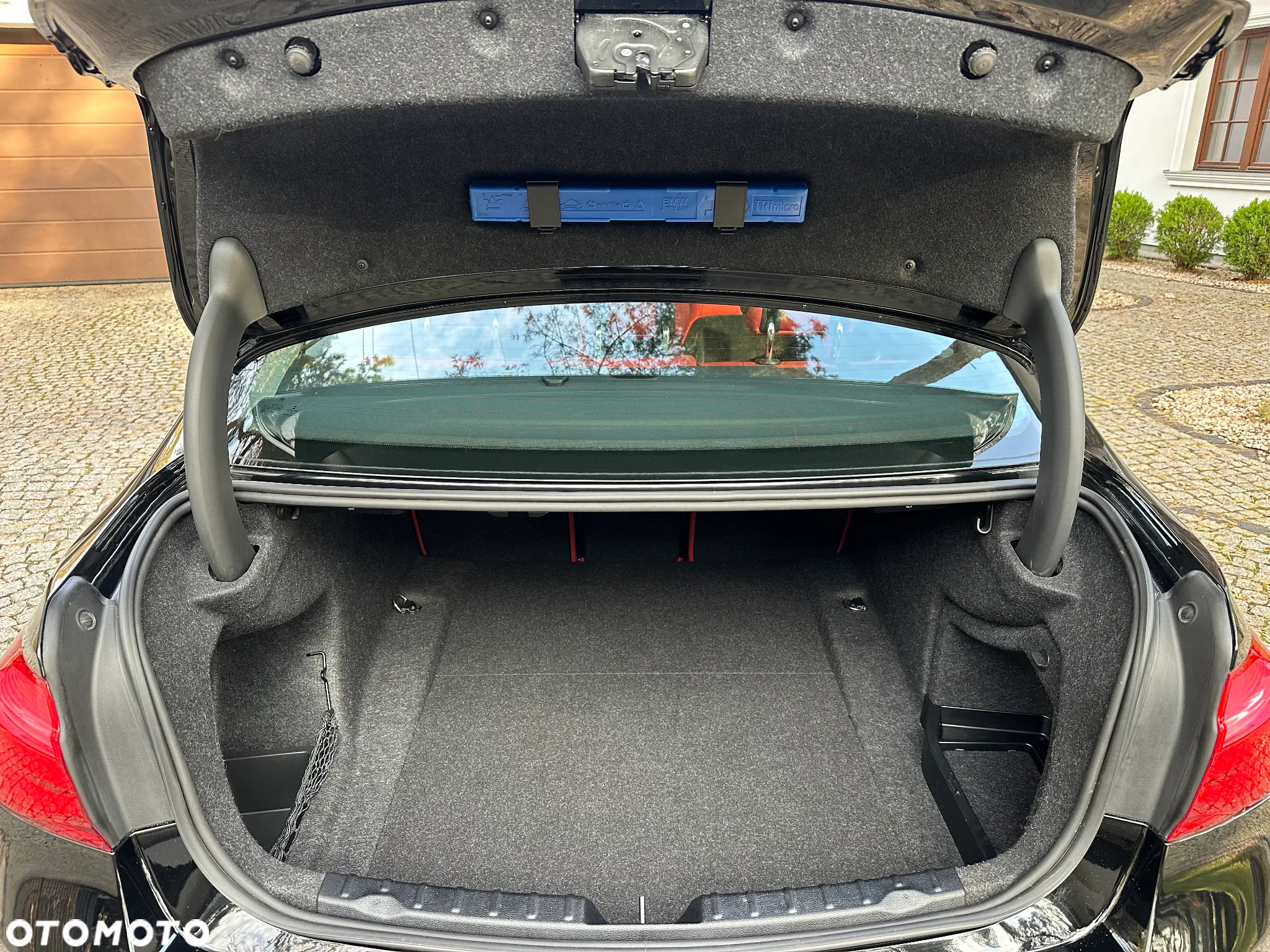 BMW Seria 3 318d - 11
