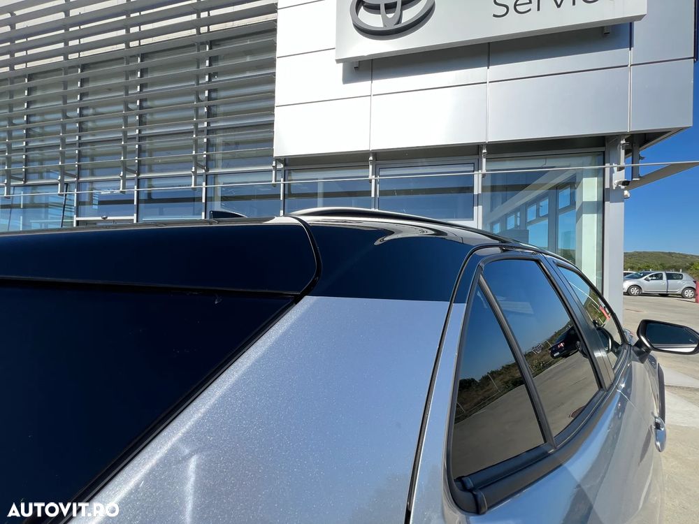 Toyota Yaris Cross 1.5 VVT-i HSD 4x4 Dynamic - 14
