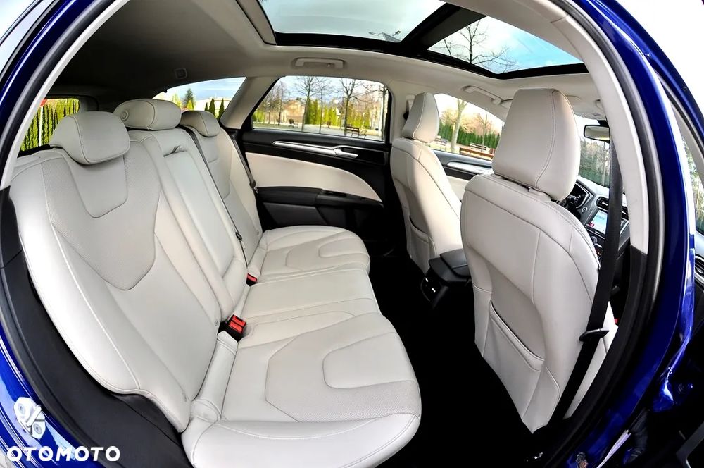 Ford Mondeo 2.0 TDCi Titanium - 24