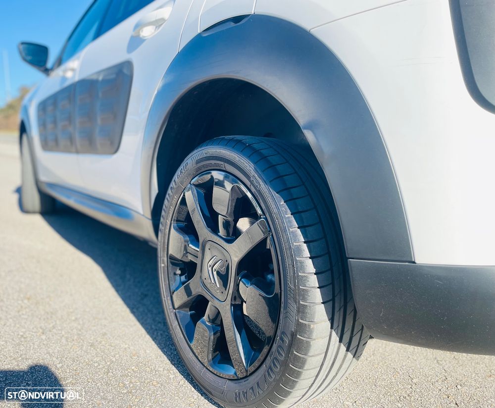 Citroën C4 Cactus 1.2 PureTech Shine - 4