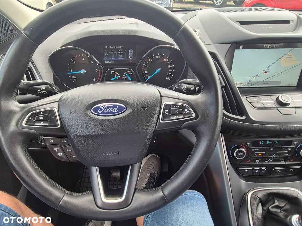 Ford Kuga 2.0 TDCi FWD Titanium Plus - 23