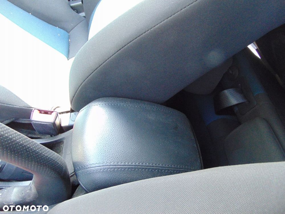 PODŁOKIETNIK SKÓRA EUROPA KOMPLET CHEVROLET CRUZE - 2