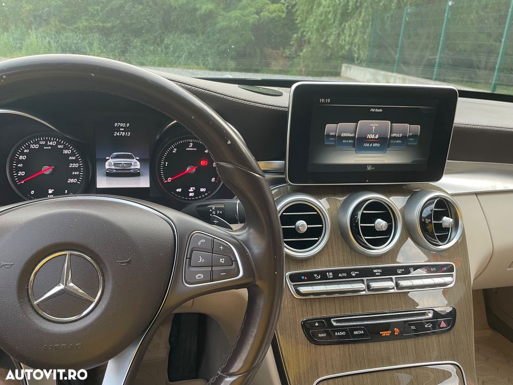 Mercedes-Benz C - 10