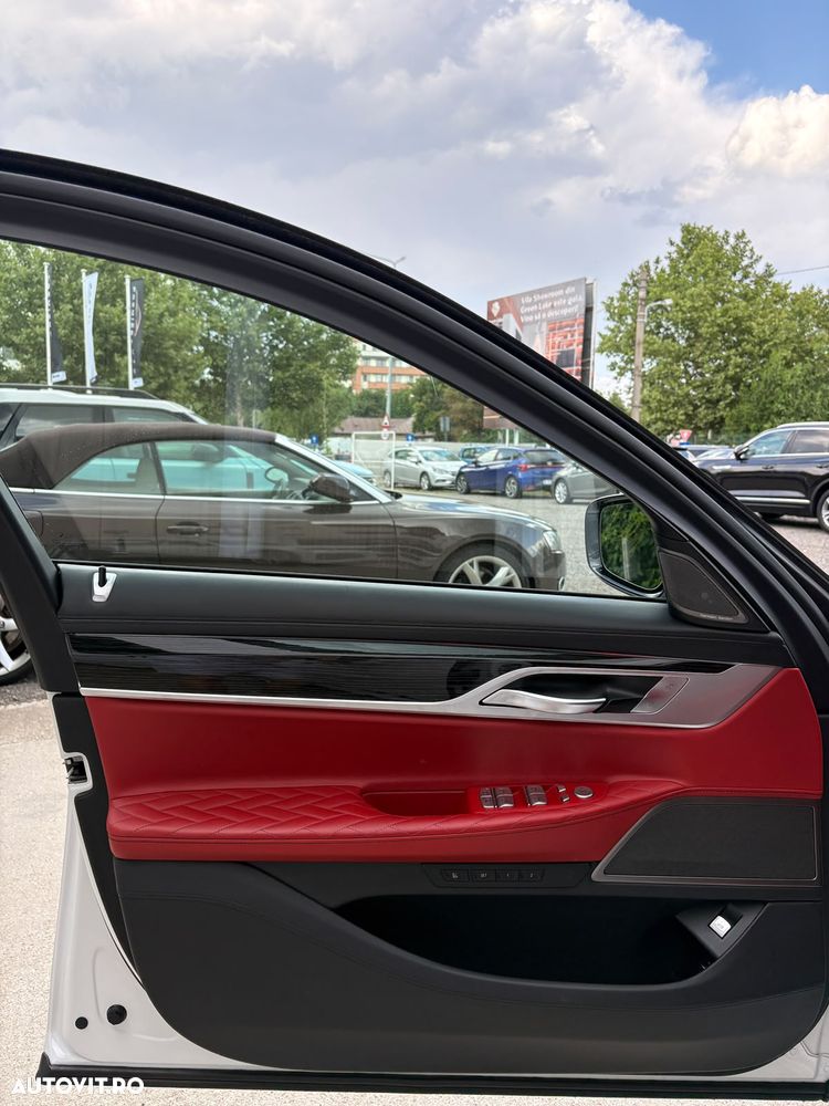 BMW Seria 7 740Li - 19