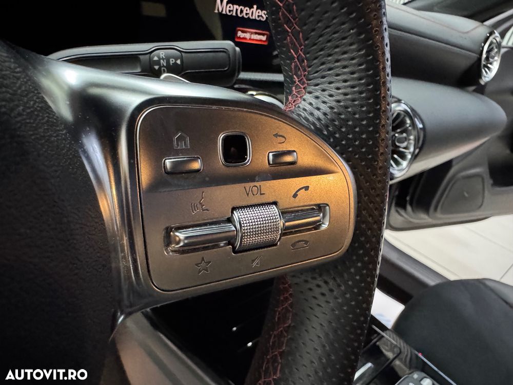 Mercedes-Benz CLA 250 e 8G-DCT AMG Line - 27