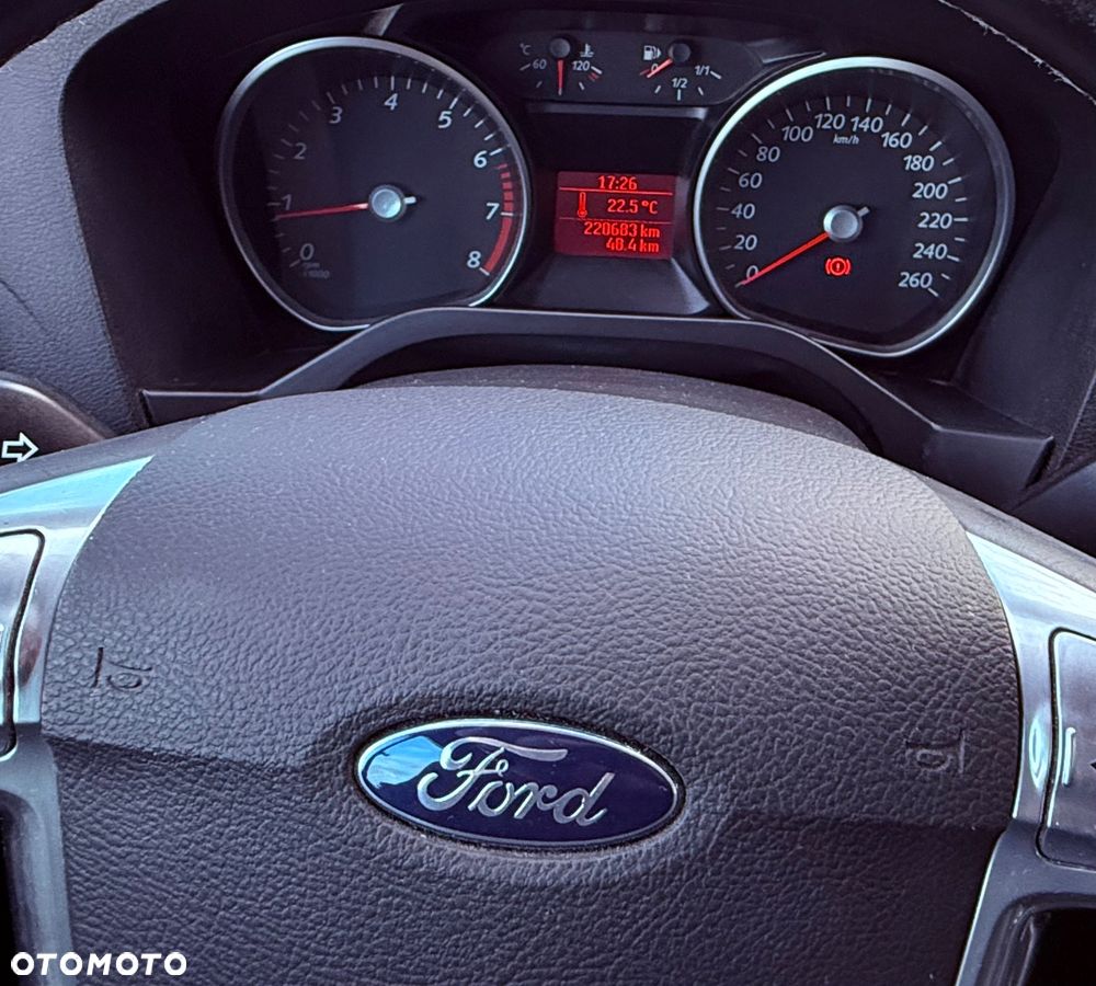 Ford S-Max - 12