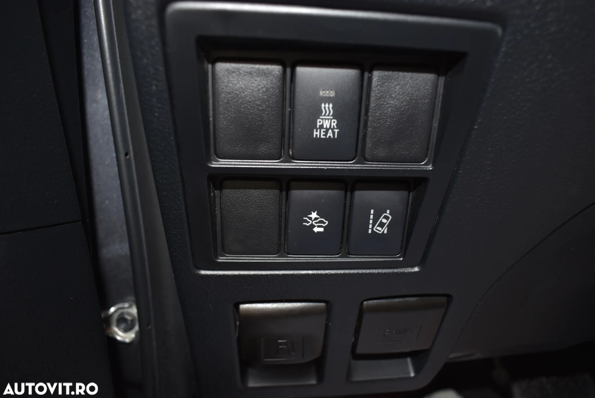 Toyota Hilux - 16