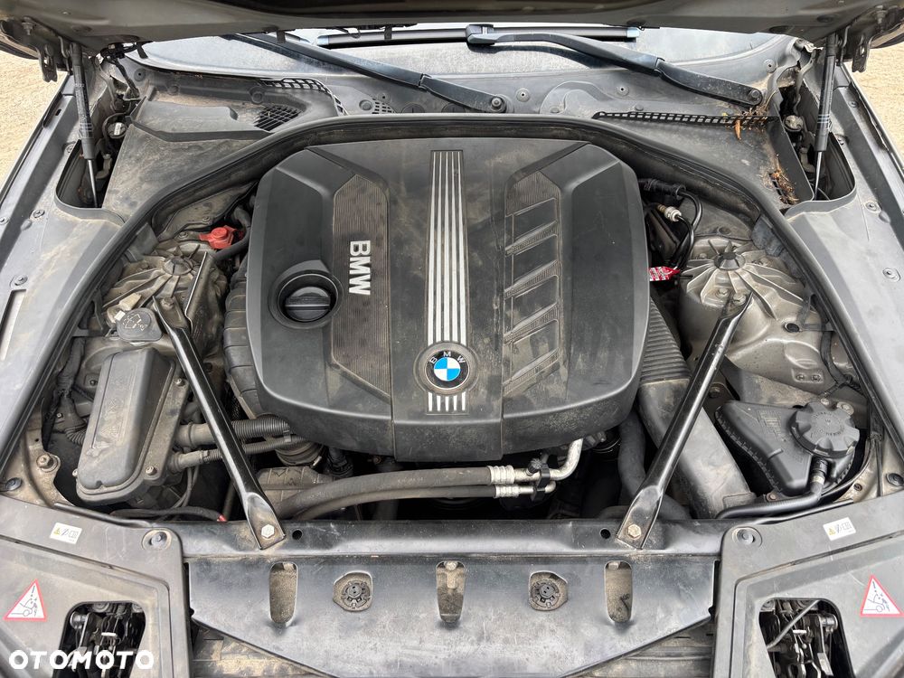BMW Seria 5 520d - 40