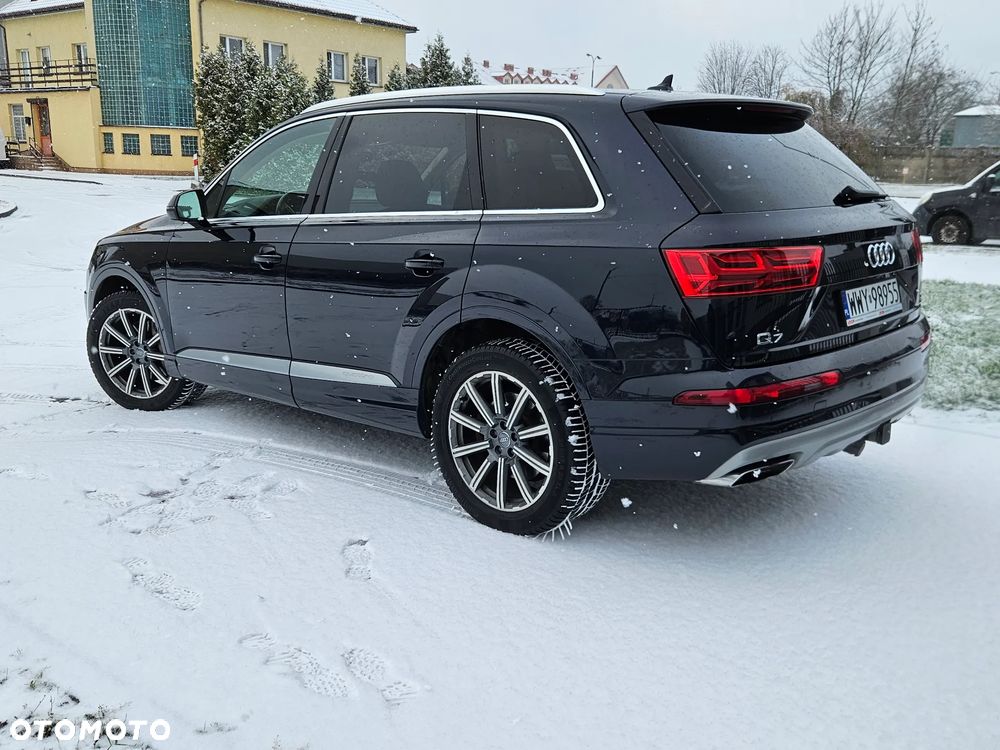 Audi Q7 - 7