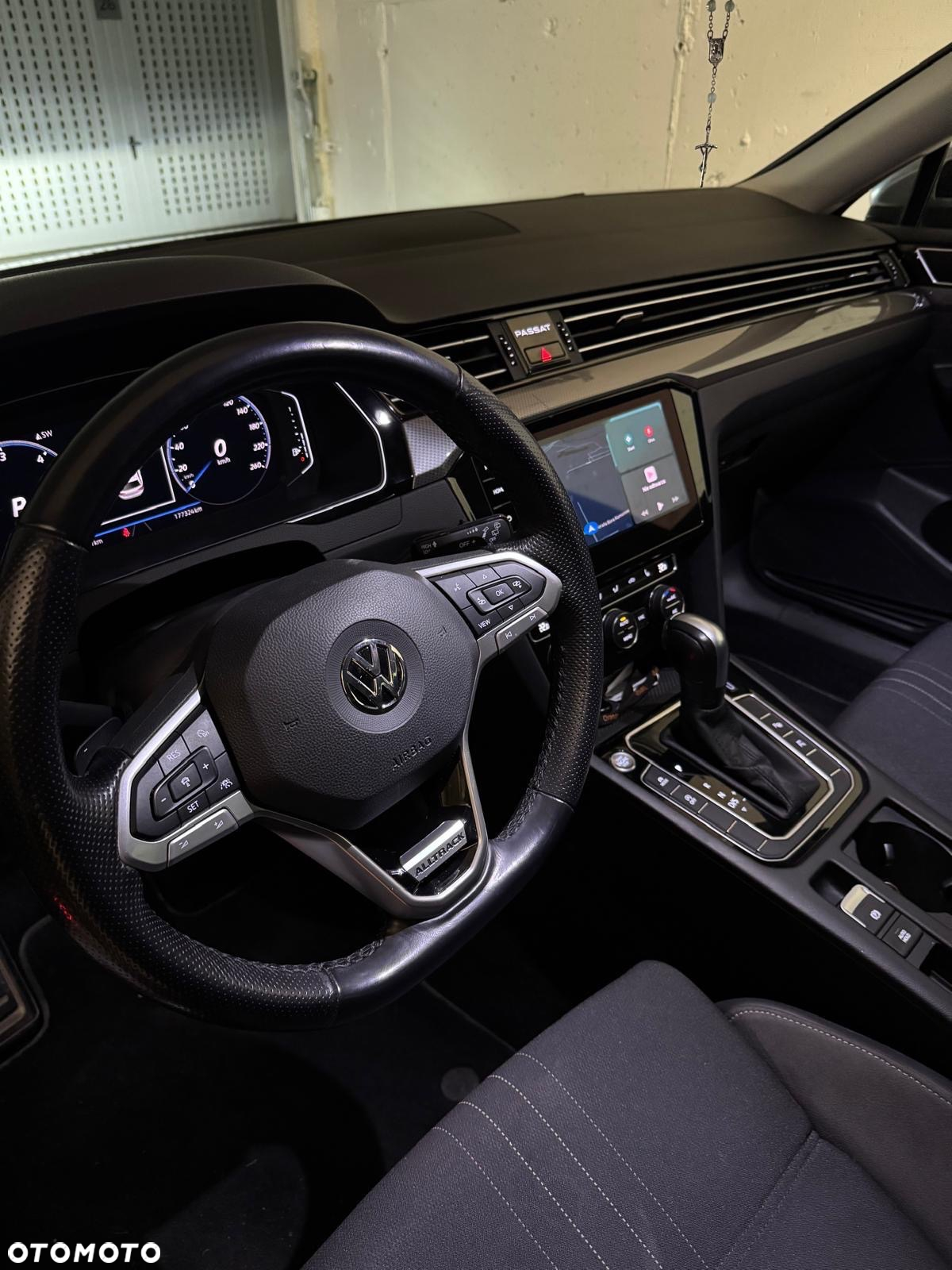Volkswagen Passat 2.0 TDI BMT 4Mot Highline DSG - 12