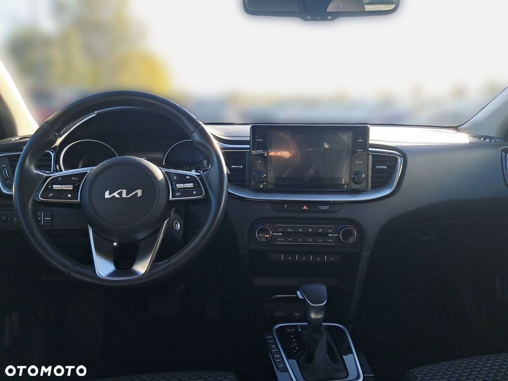 Kia Ceed 1.5 T-GDI L DCT - 11