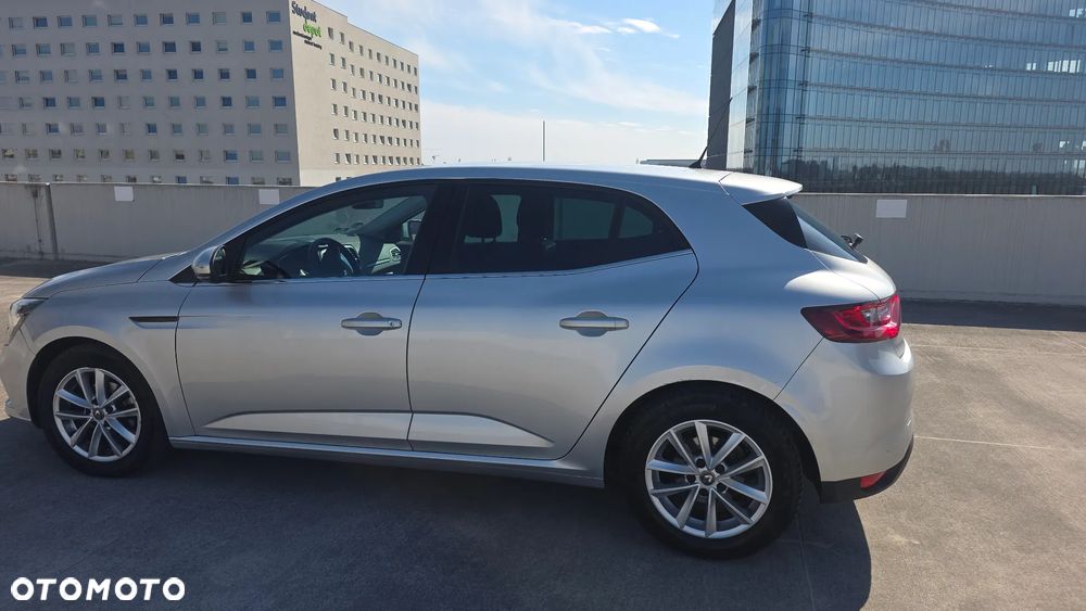 Renault Megane 1.2 Energy TCe Zen - 15