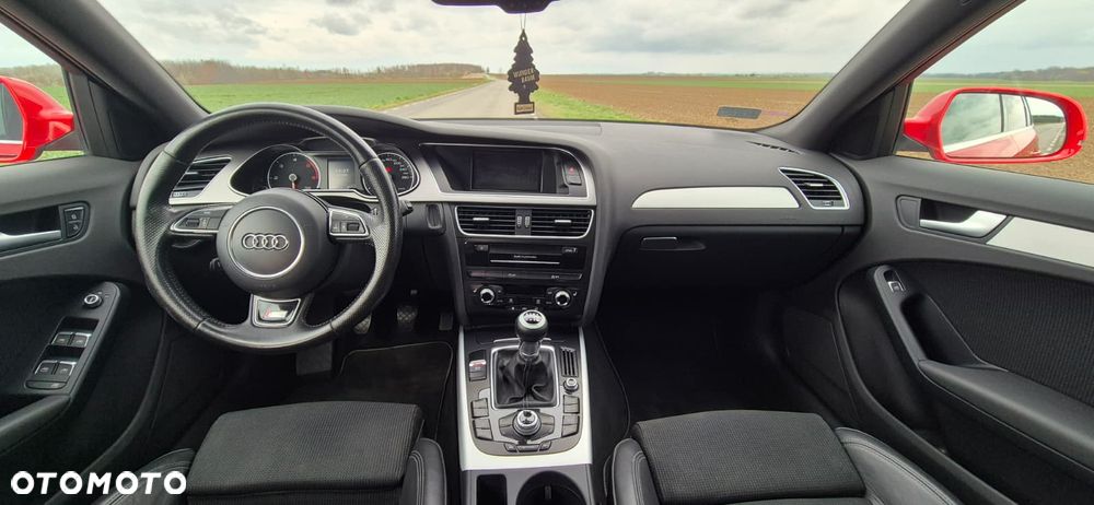 Audi A4 Avant 2.0 TDI - 7