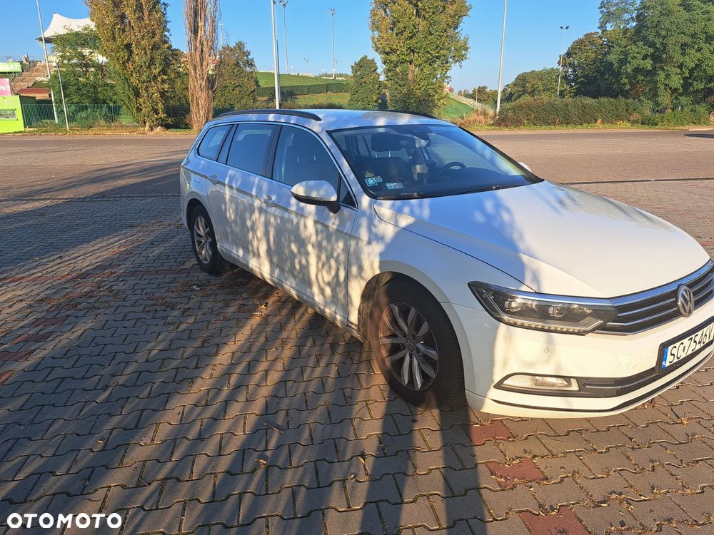 Volkswagen Passat 2.0 TDI BMT Comfortline - 15