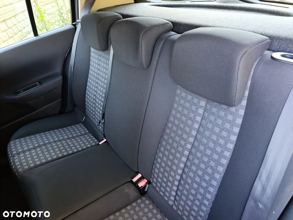 Renault Megane 1.6 Avantage - 18
