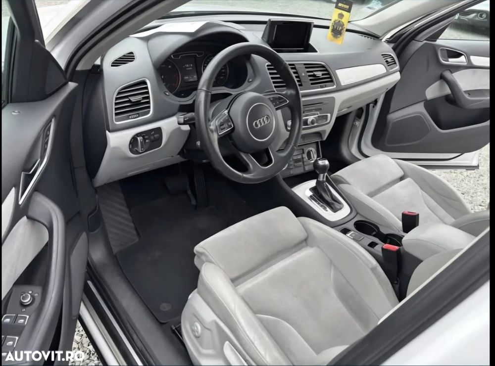 Audi Q3 2.0 TDI Quattro S tronic - 4