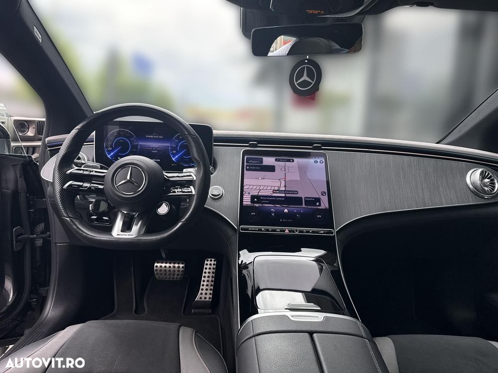 Mercedes-Benz EQE AMG 43 4MATIC - 14