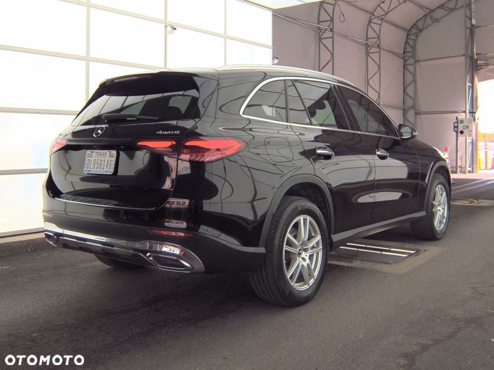 Mercedes-Benz GLC 300 4Matic 9G-TRONIC Exclusive - 4